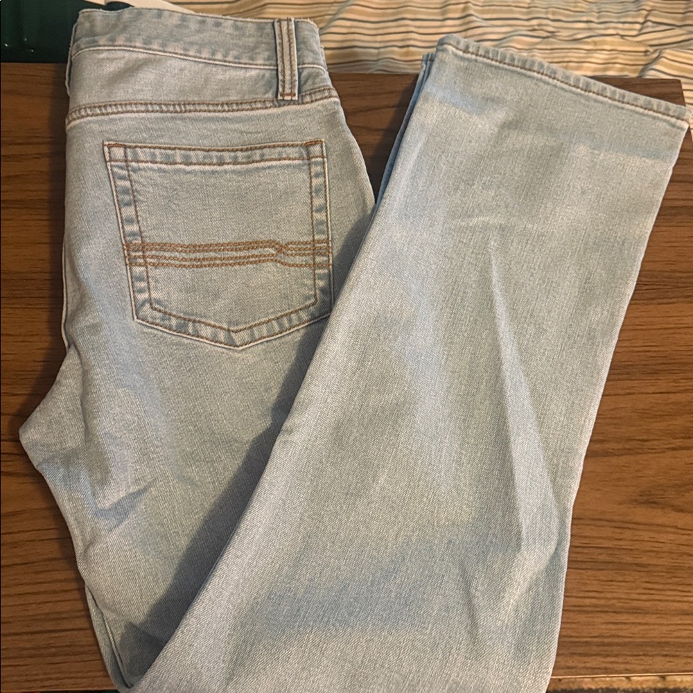 Slim Men's Light Wash Stretch Jeans